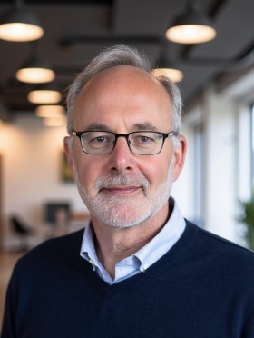 Marc Oosterhuis, Broker